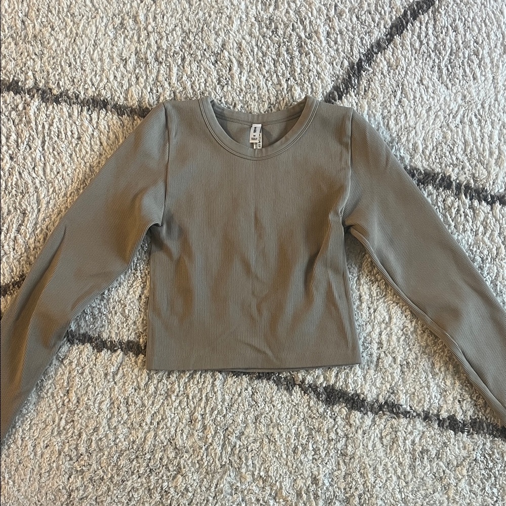 Women's Long Sleeve Cropped Rib Knit Top - Olive